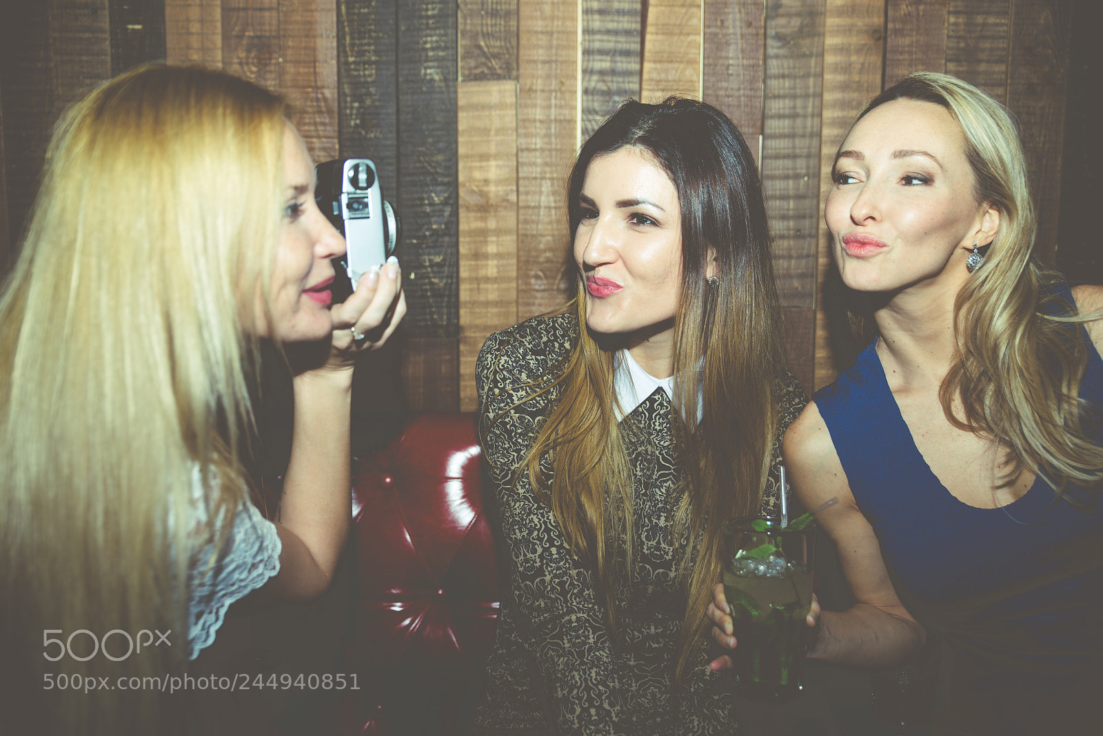Nikon D610 sample photo. Party girls in a photography