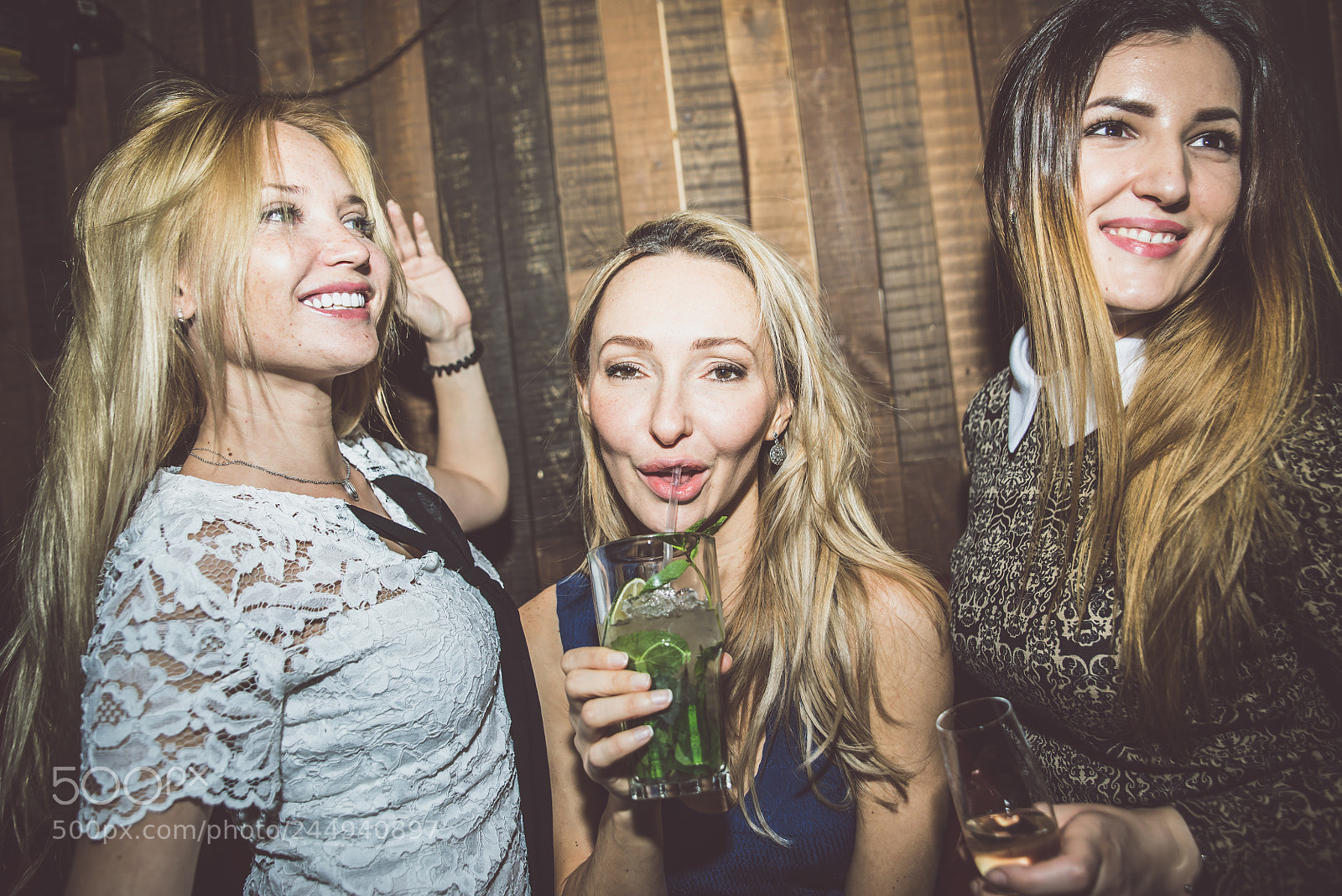 Nikon D610 sample photo. Party girls in a photography