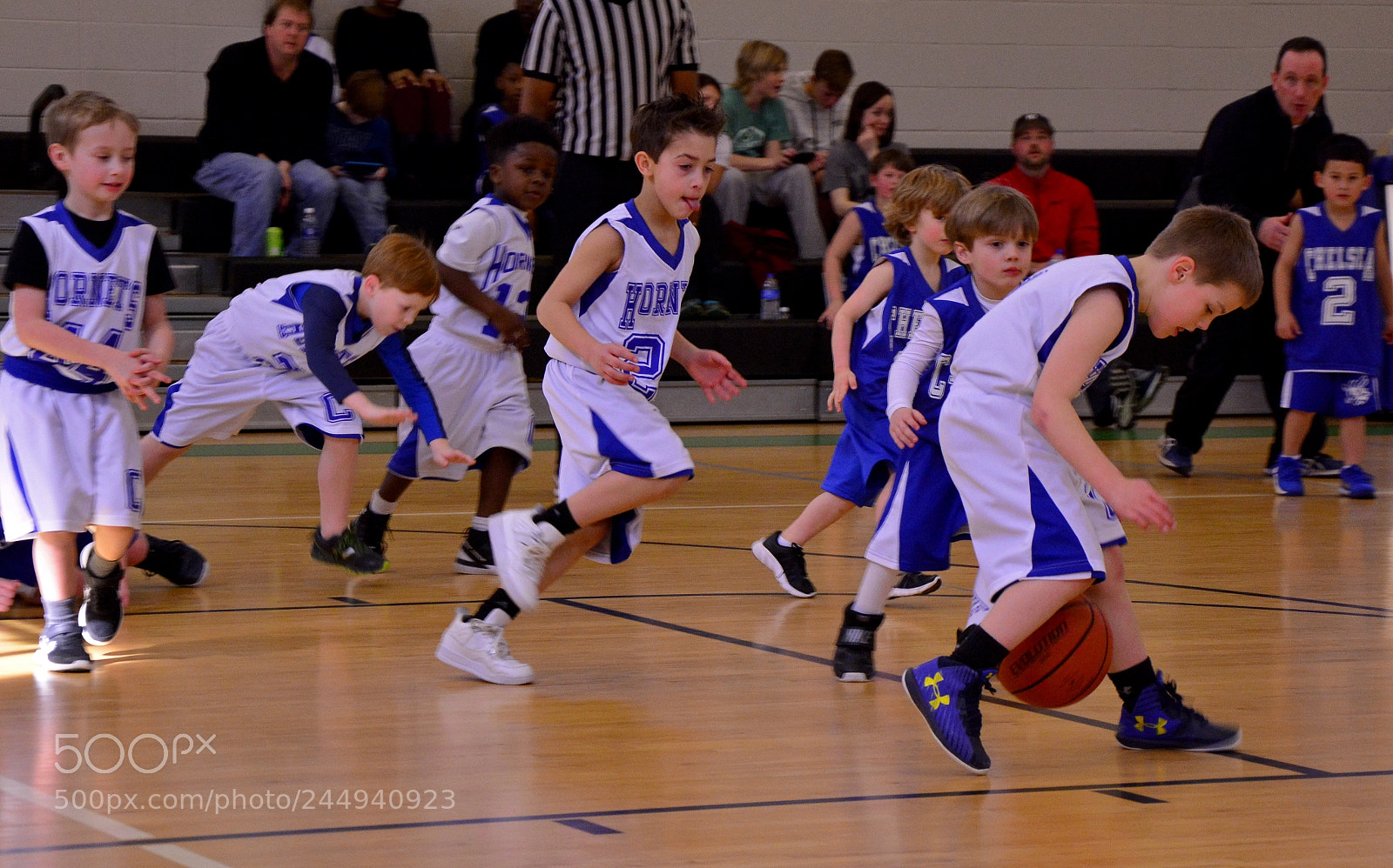 Nikon D7100 sample photo. Outrunning the ball photography