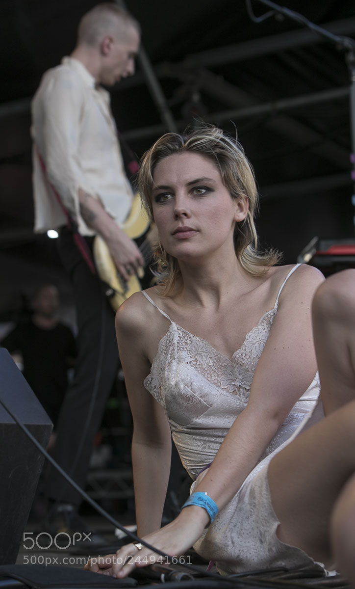 Canon EOS-1D X Mark II sample photo. Wolf alice photography