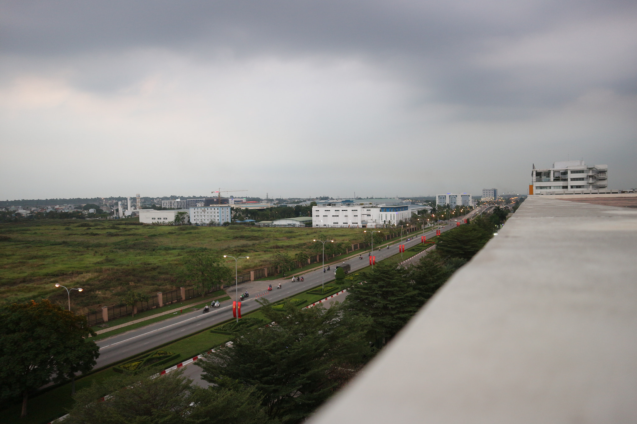 Canon EOS M10 sample photo. Img photography