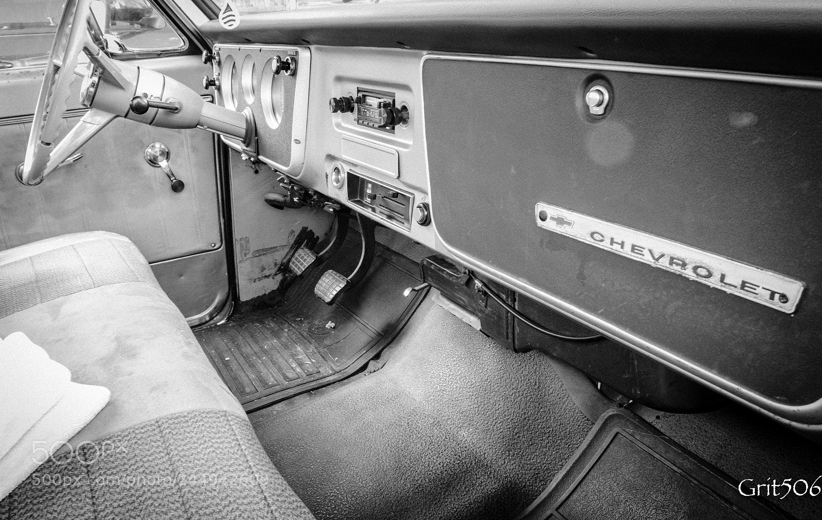 Nikon D5100 sample photo. Chevy dash photography
