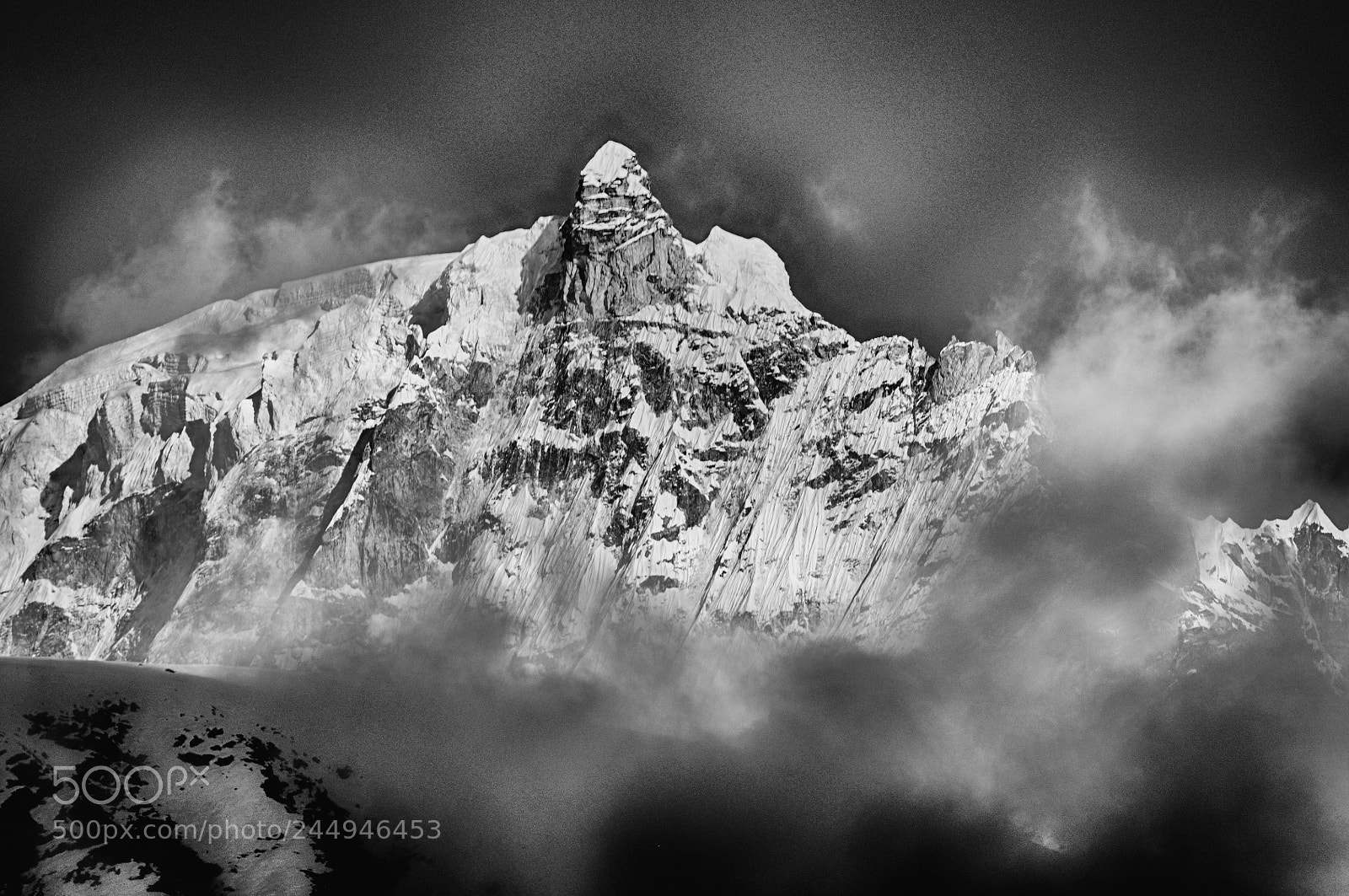 Nikon D90 sample photo. Nepal sommet photography