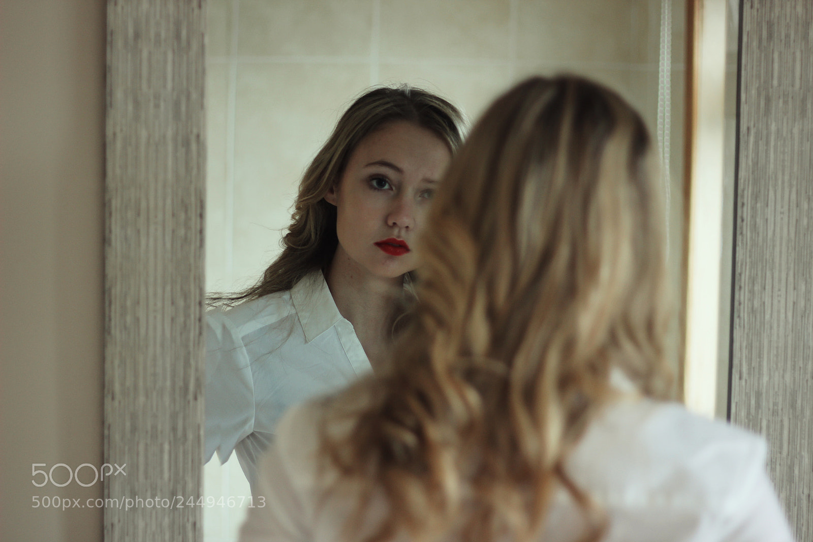 Canon EOS 550D (EOS Rebel T2i / EOS Kiss X4) sample photo. Who is she? photography
