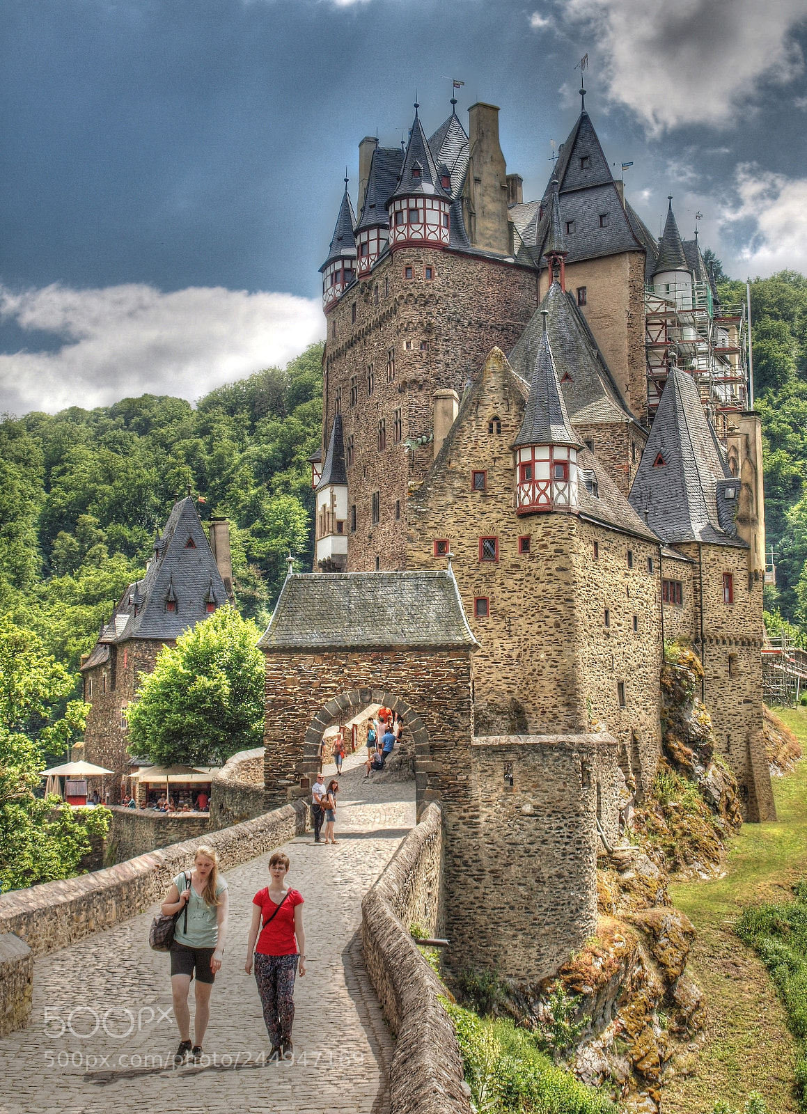 Olympus E-620 (EVOLT E-620) sample photo. Burg eltz photography