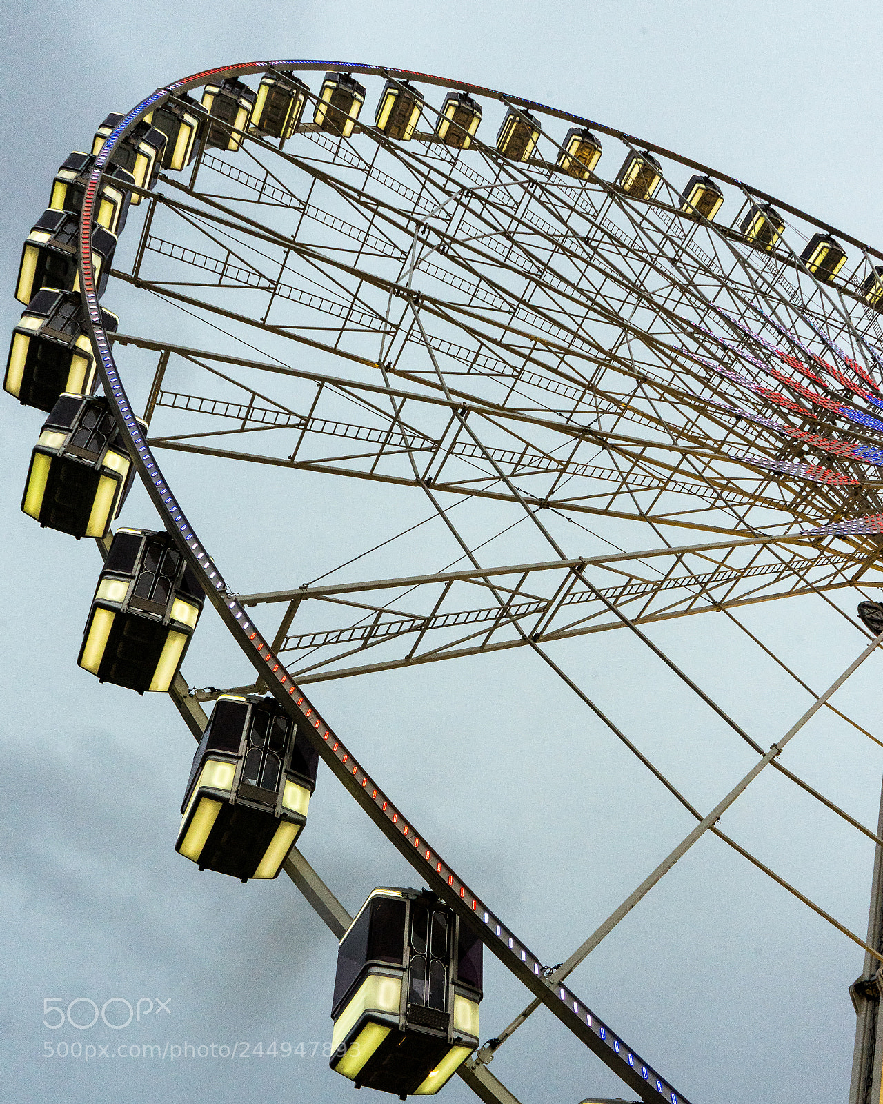 Sony a7 sample photo. The big wheel at photography