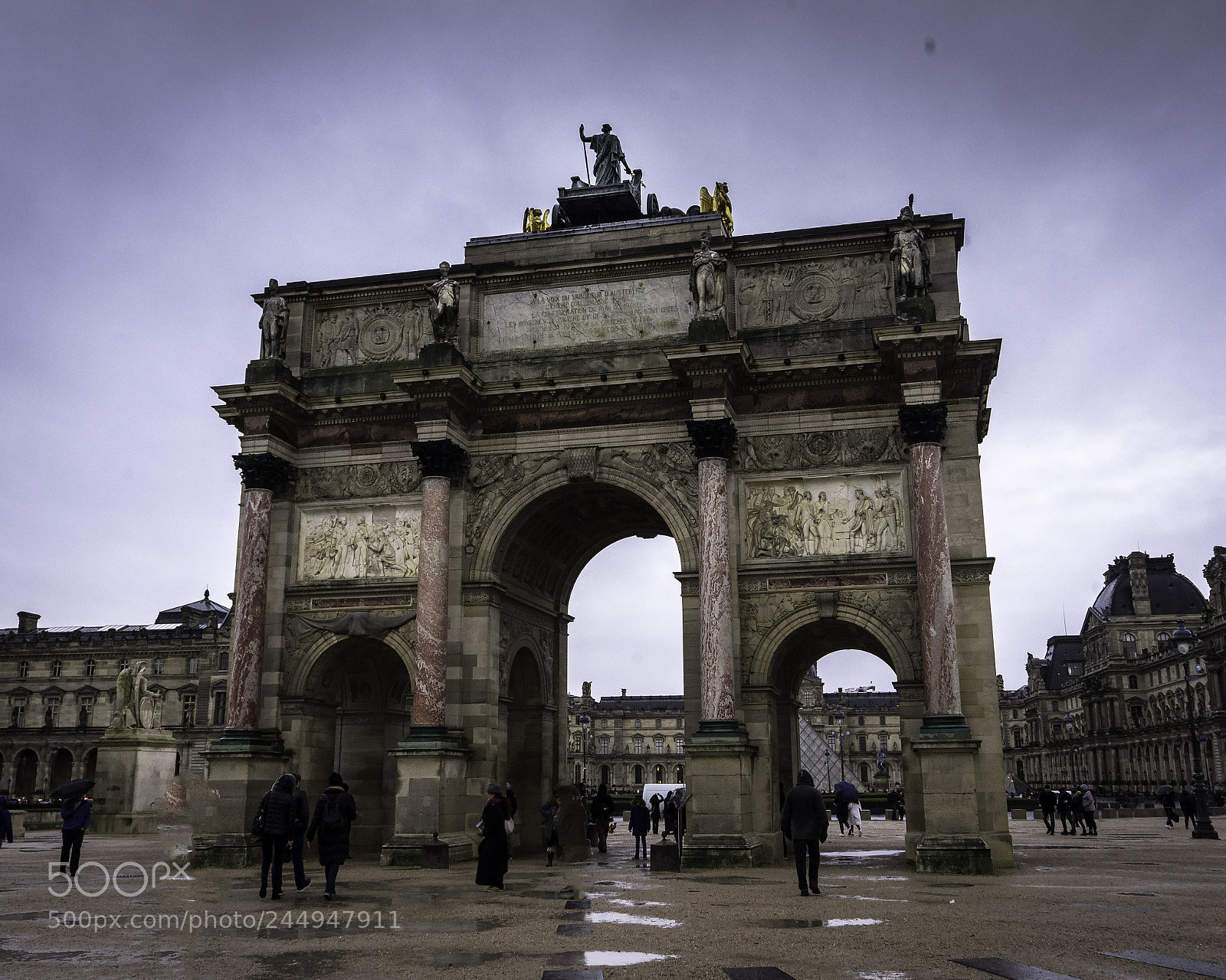 Sony a7 sample photo. The arc de triomphe photography