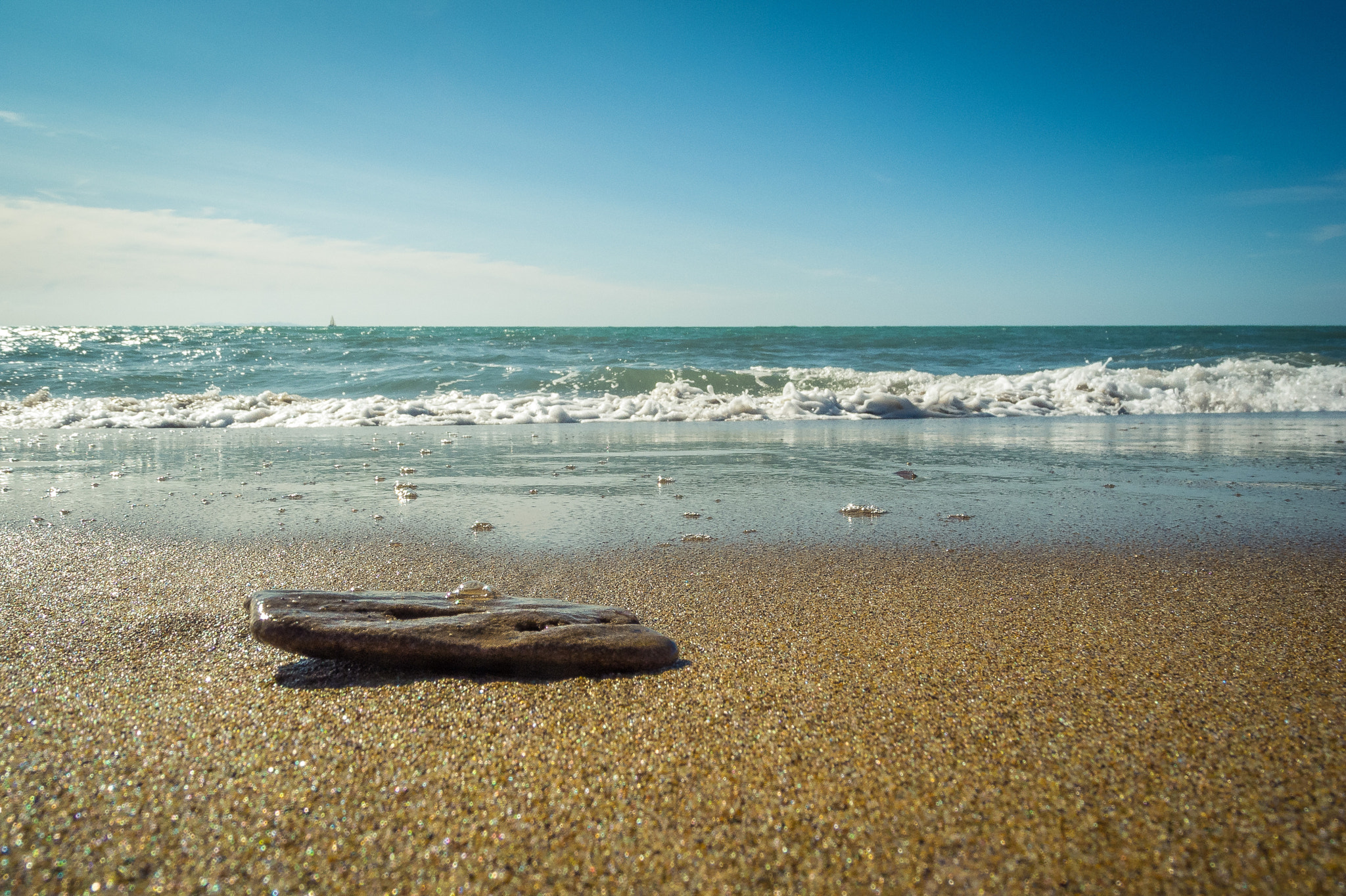 Nikon Coolpix P7100 sample photo. Tuscany beach photography