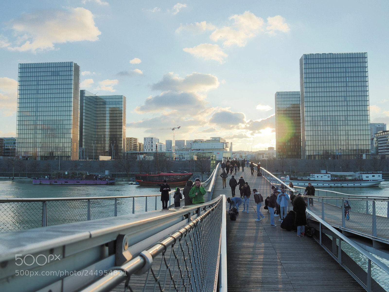 Olympus OM-D E-M5 II sample photo. Passerelle simone de beauvoir photography