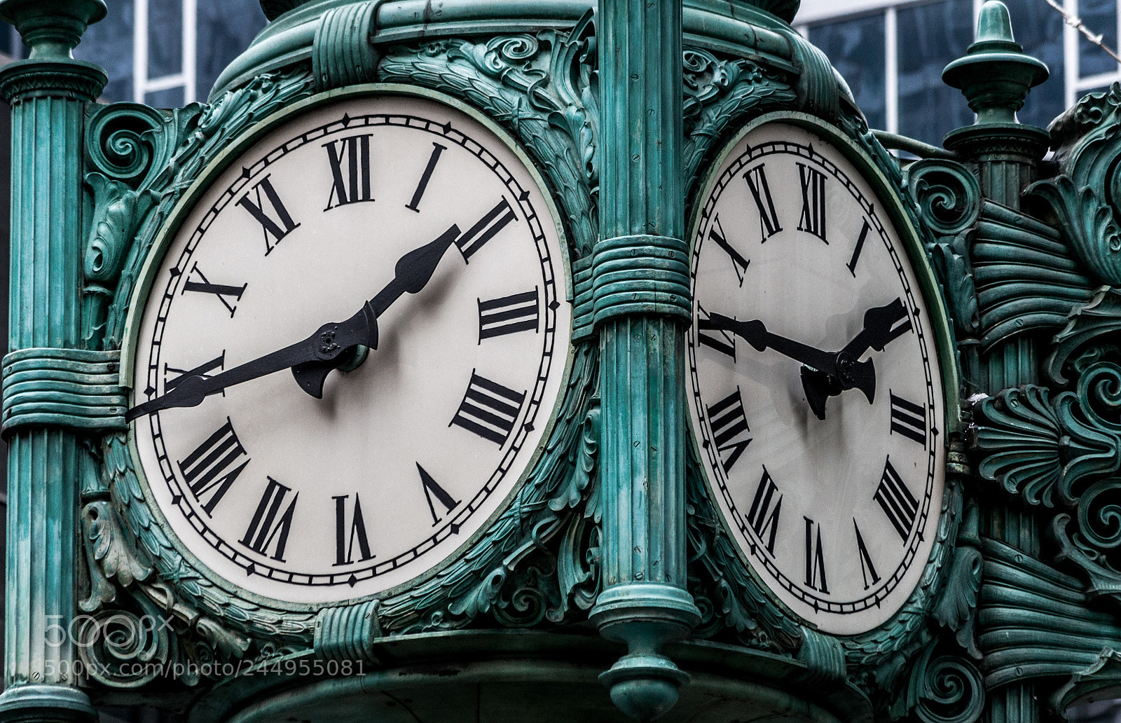 Nikon D5000 sample photo. State street clock photography