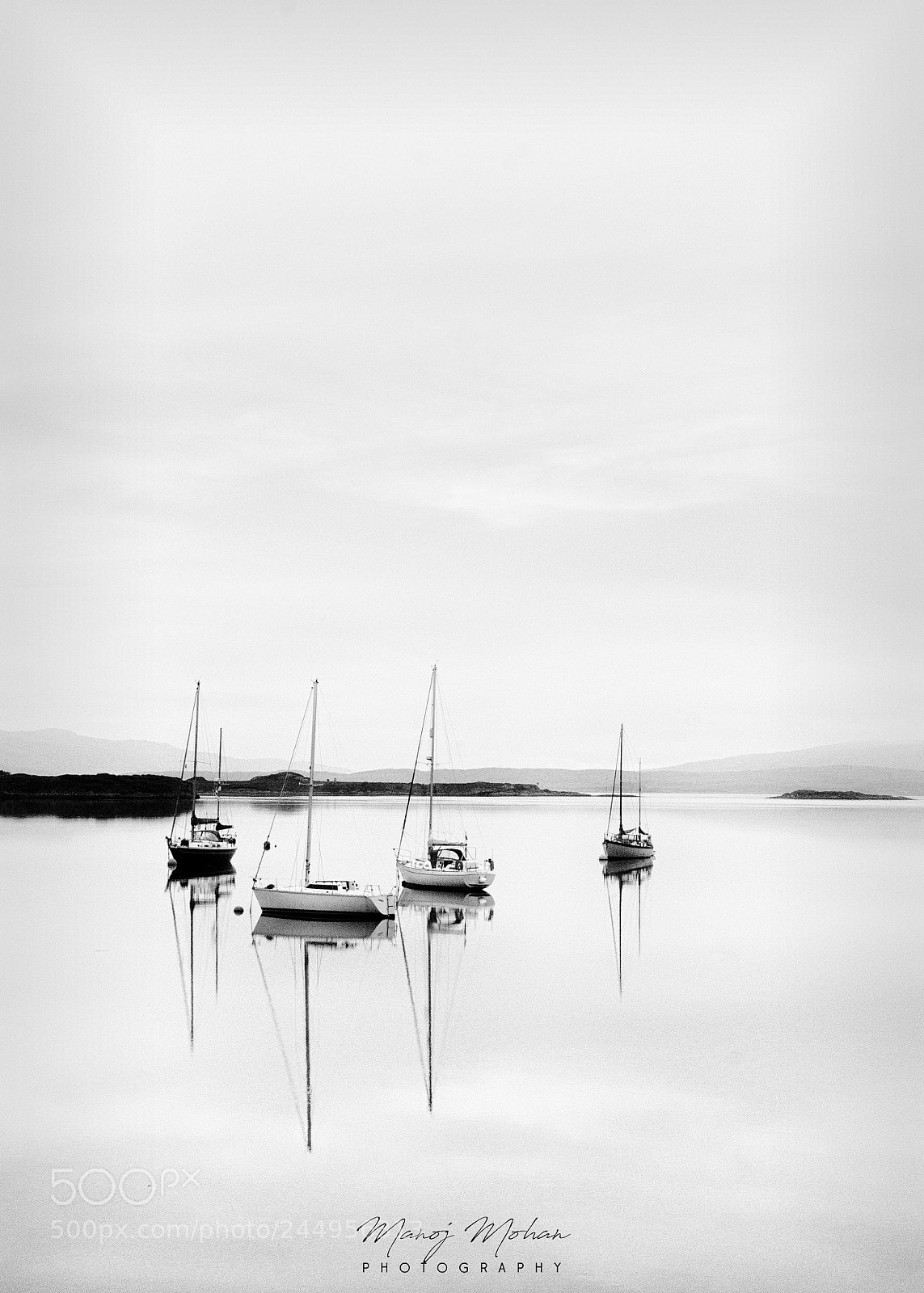 Sony Alpha DSLR-A550 sample photo. Boats at oban photography