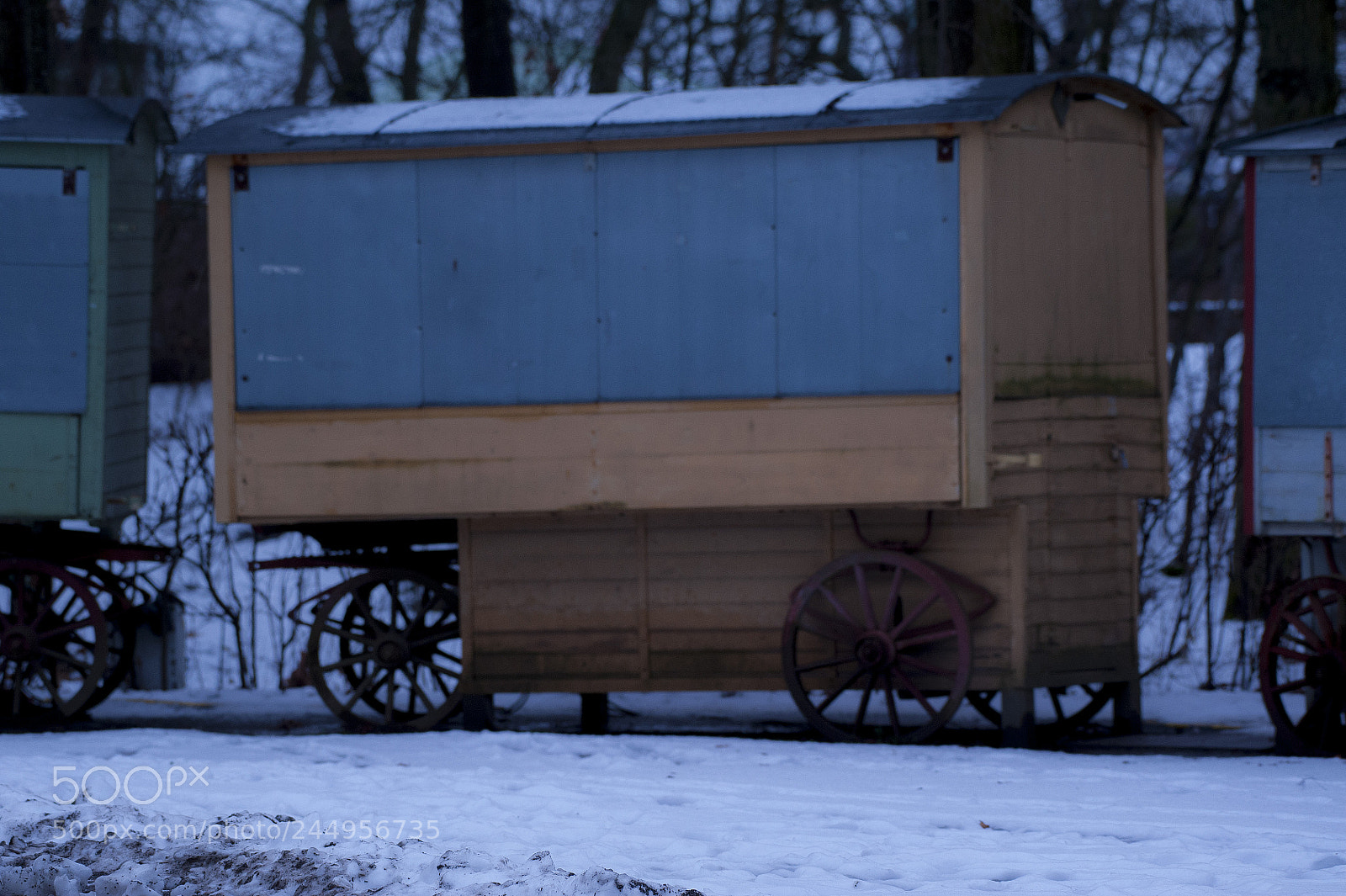 Nikon D700 sample photo. A traveling wagon where photography