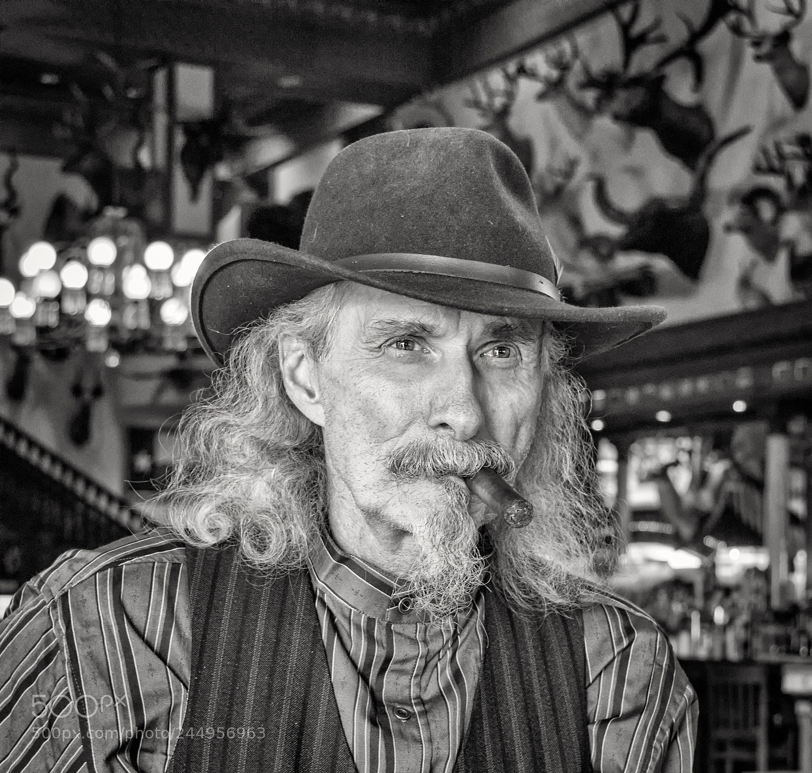 Nikon D7100 sample photo. Street portraits buckhorn saloon photography