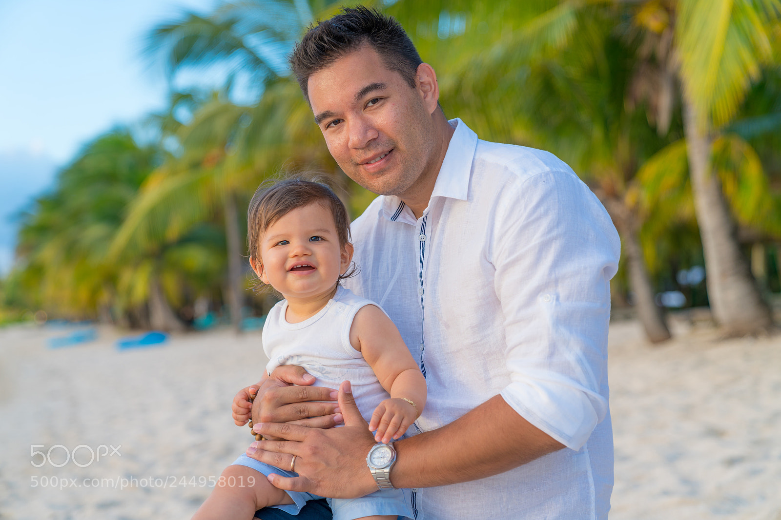 Sony a7R II sample photo. Happy dad photography