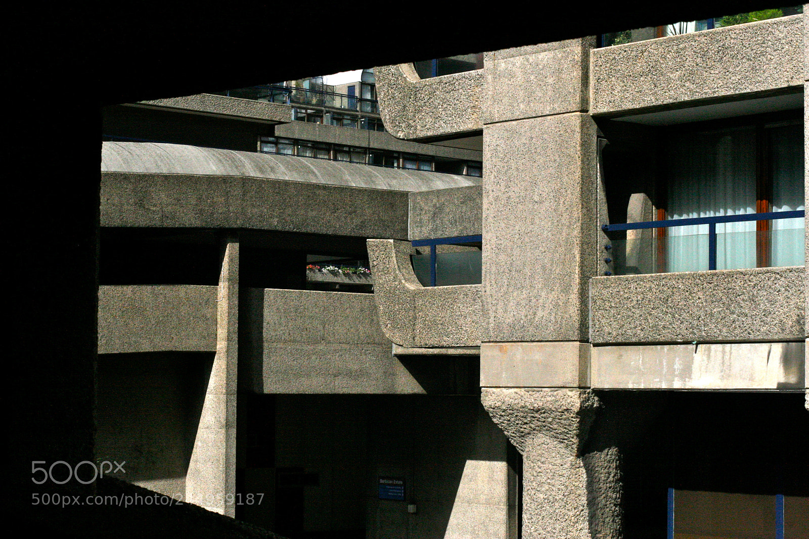 Canon EOS 30D sample photo. Concrete jungle photography