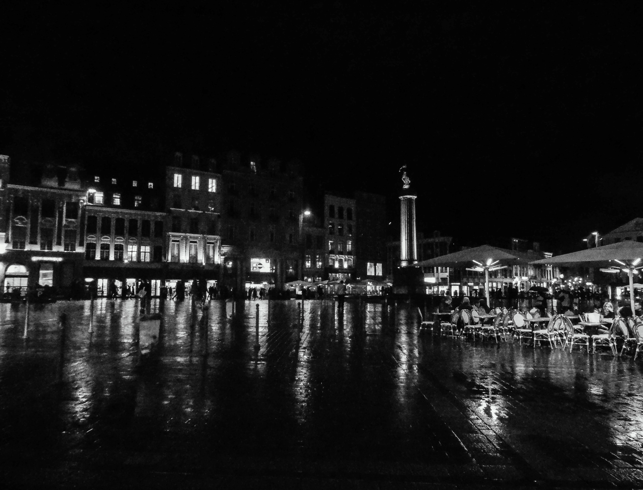 Olympus SZ-30MR sample photo. France / city : lille photography