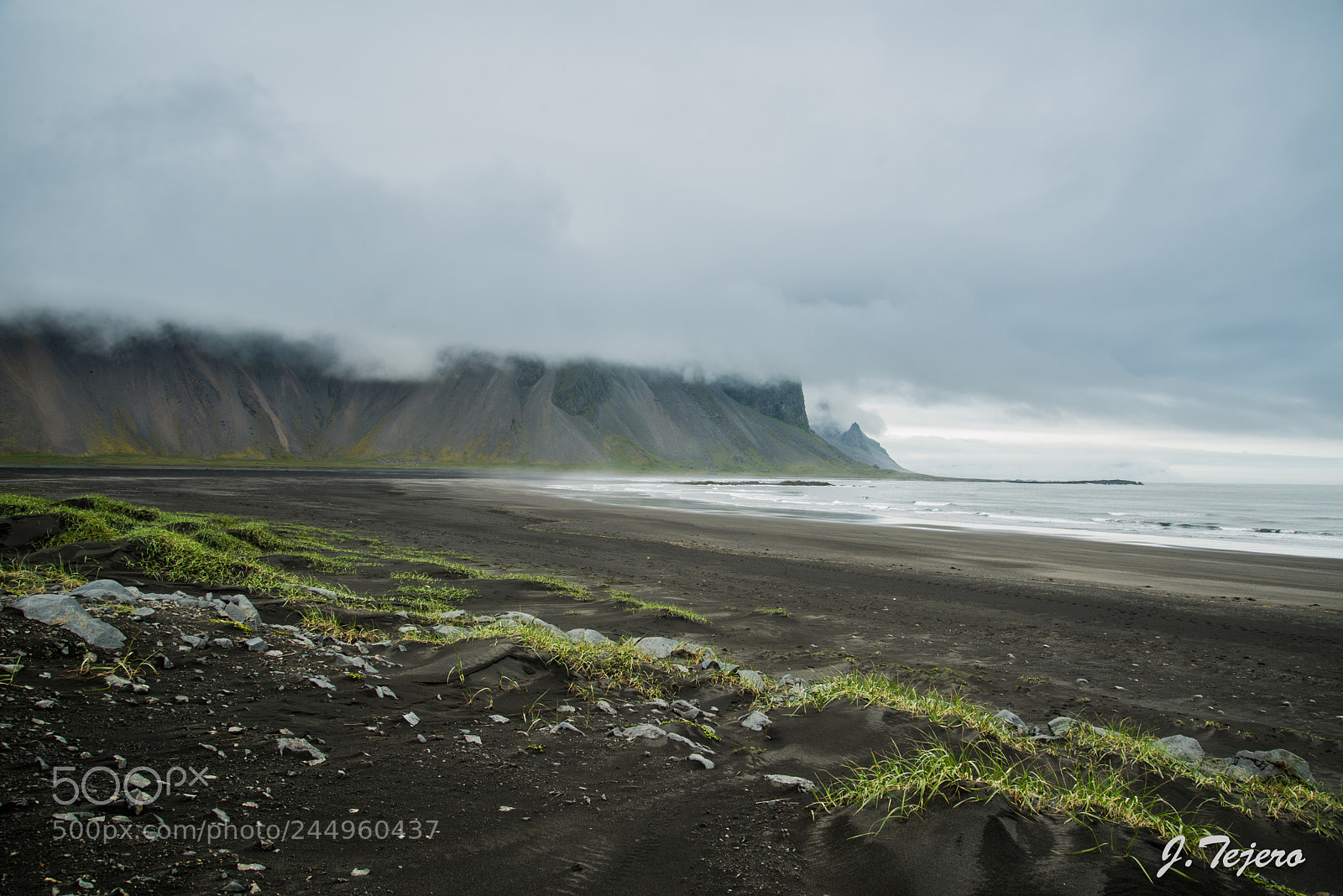 Nikon D610 sample photo. Black beach photography