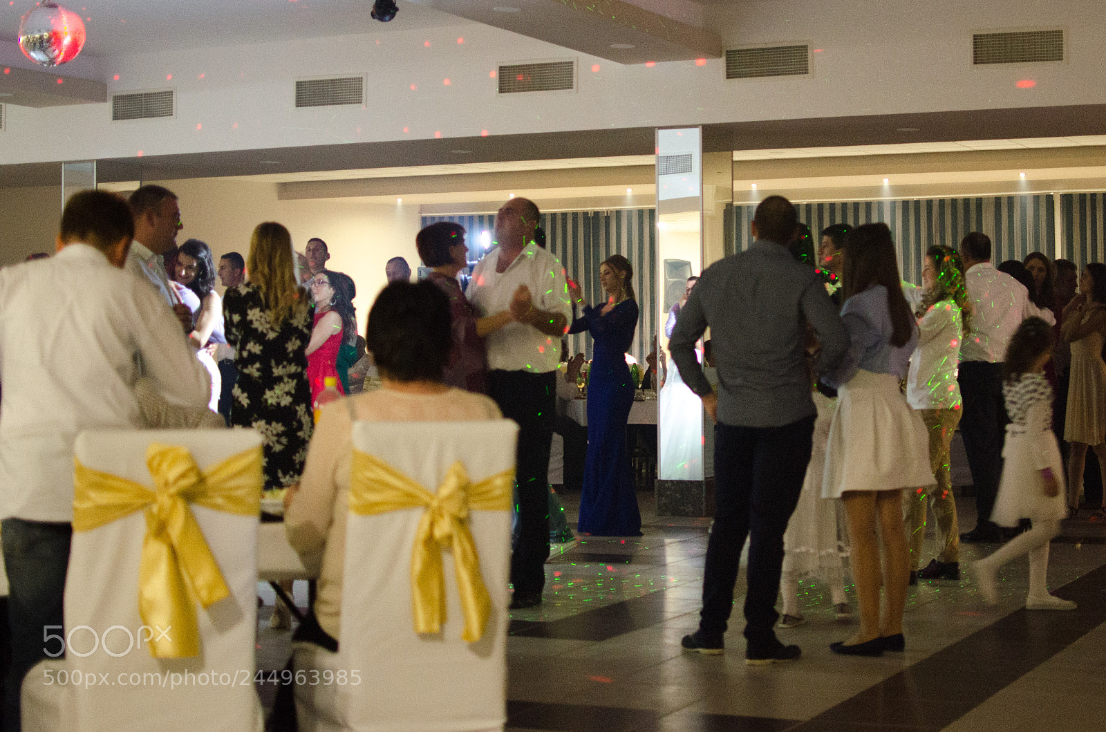 Nikon D5100 sample photo. Dance, reperi, dance! photography