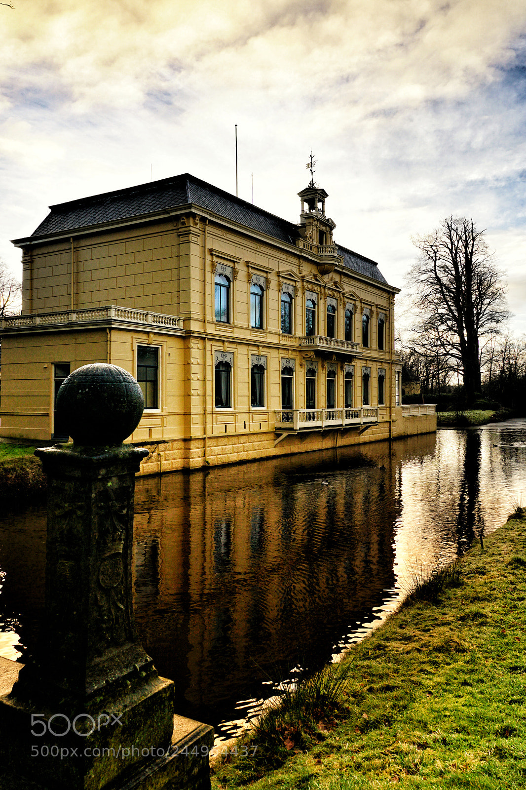 Sony ILCA-77M2 sample photo. Castle nienoord photography