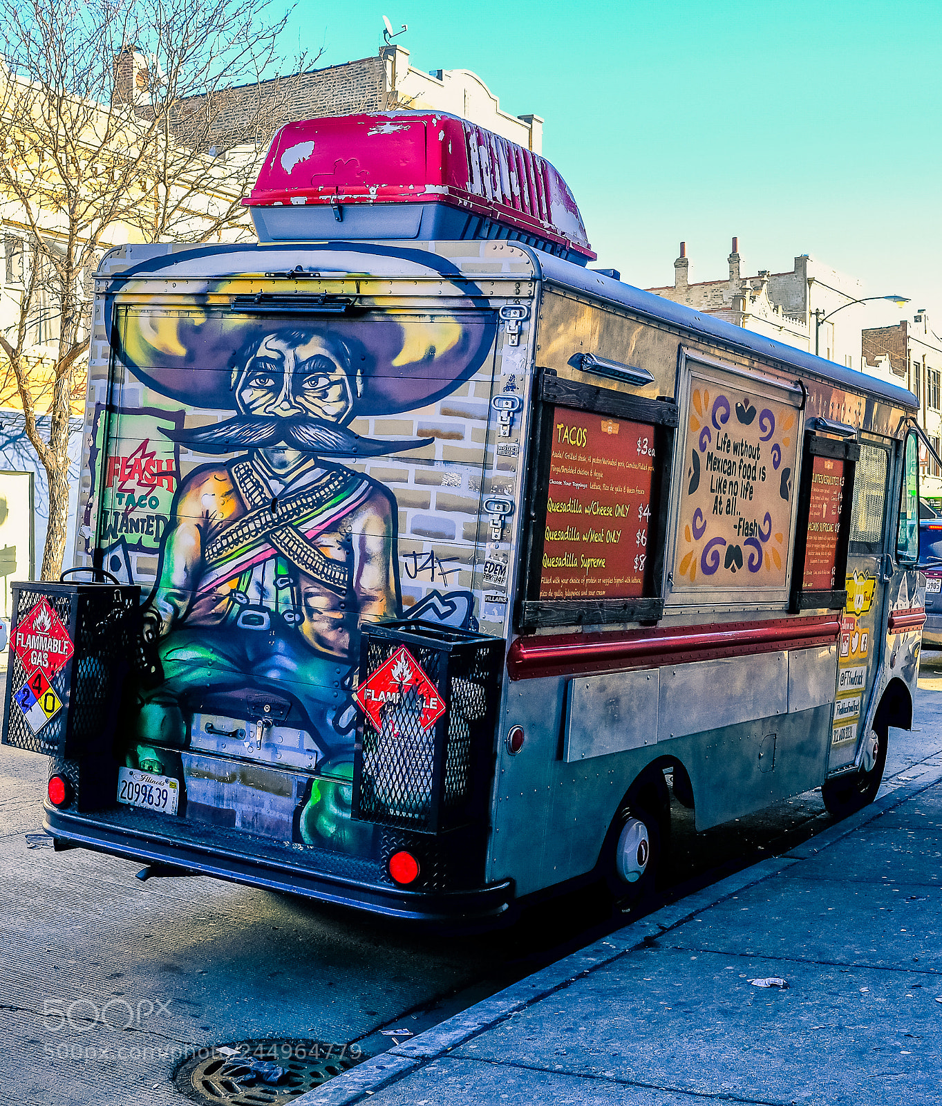 Fujifilm X-Pro2 sample photo. Fun taco truck photography