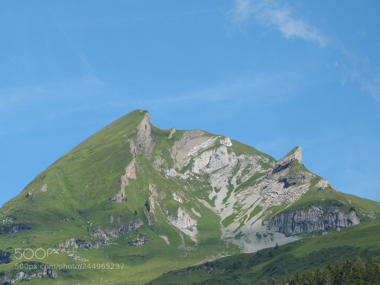 Panasonic Lumix DMC-FZ150 sample photo. Mountain peak photography