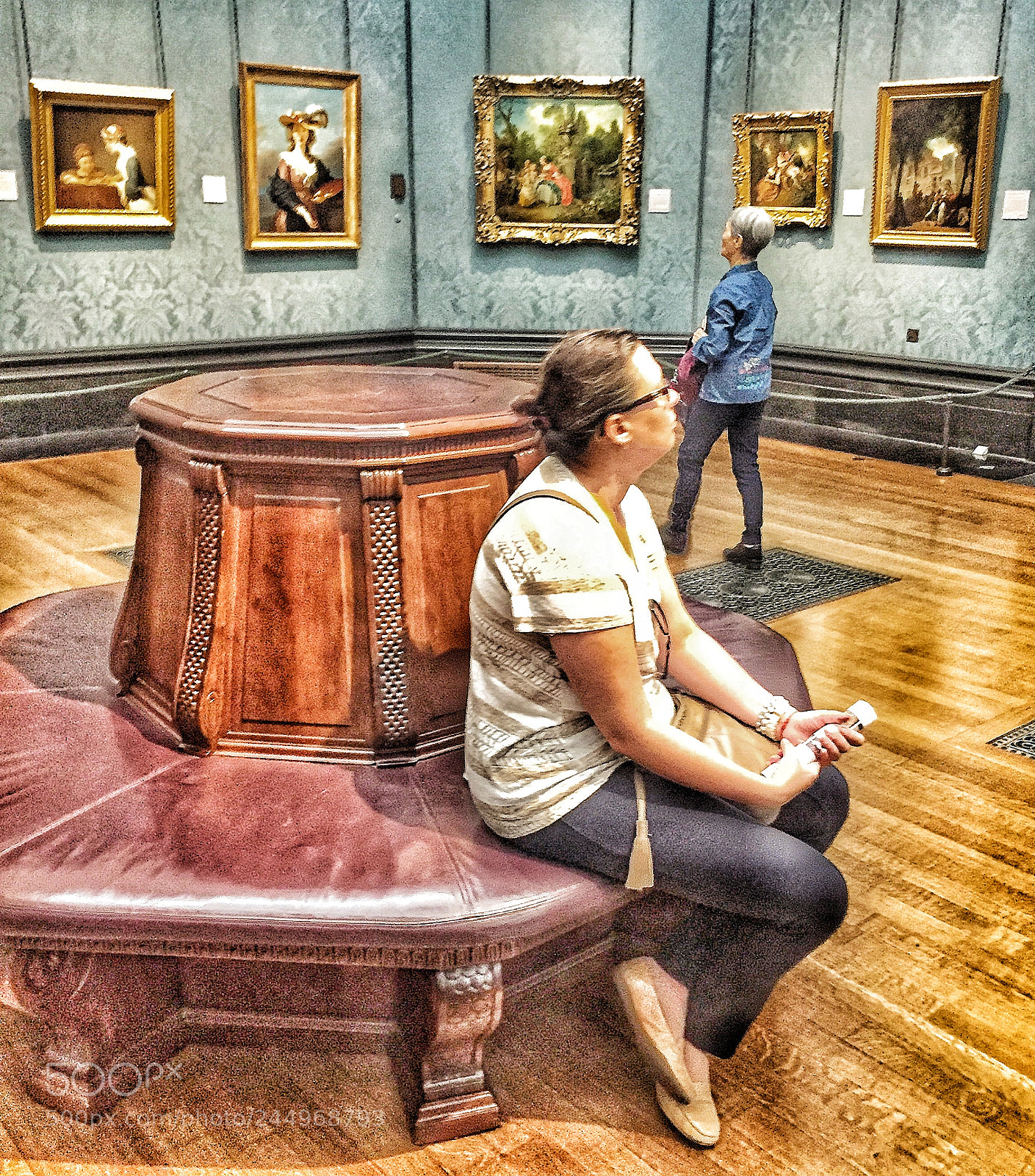 Apple iPhone 6 sample photo. Enjoying the art. london photography