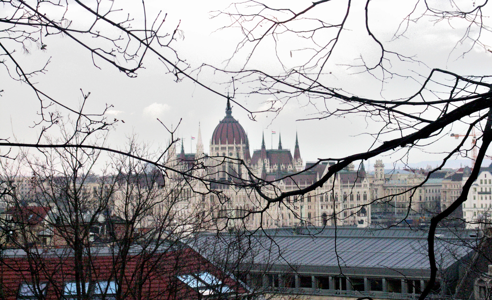 KONICA MINOLTA DiMAGE A200 sample photo. Parliament of budapest photography