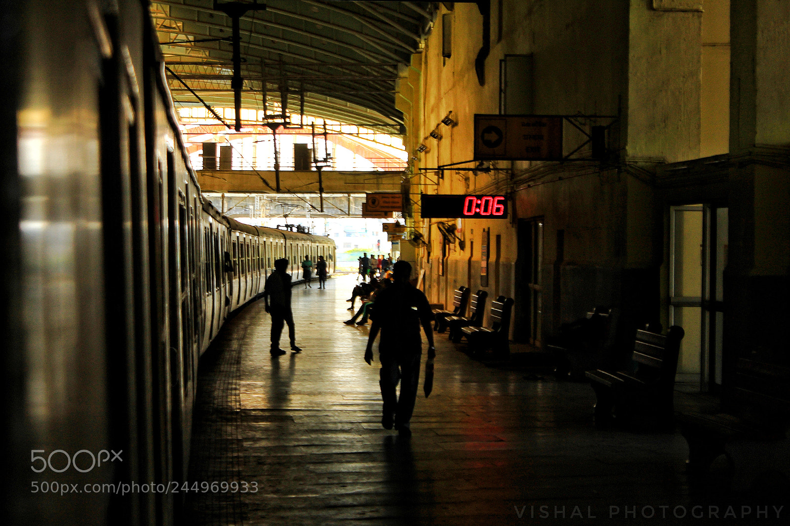 Canon EOS 1300D (EOS Rebel T6 / EOS Kiss X80) sample photo. Velachery railway station photography
