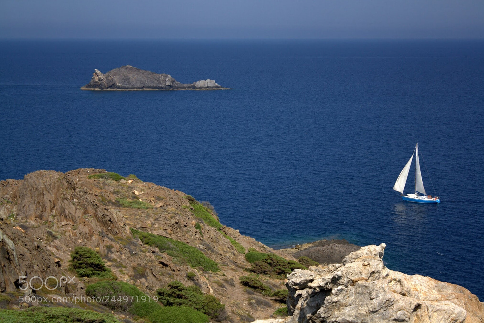 Canon EOS 1000D (EOS Digital Rebel XS / EOS Kiss F) sample photo. Cap de creus photography