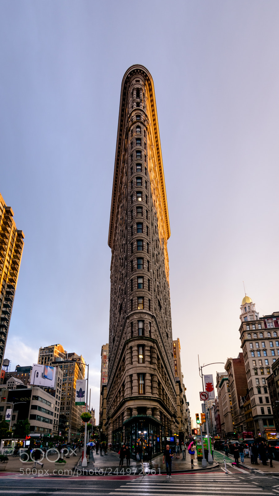 Nikon D3400 sample photo. The flat iron building photography