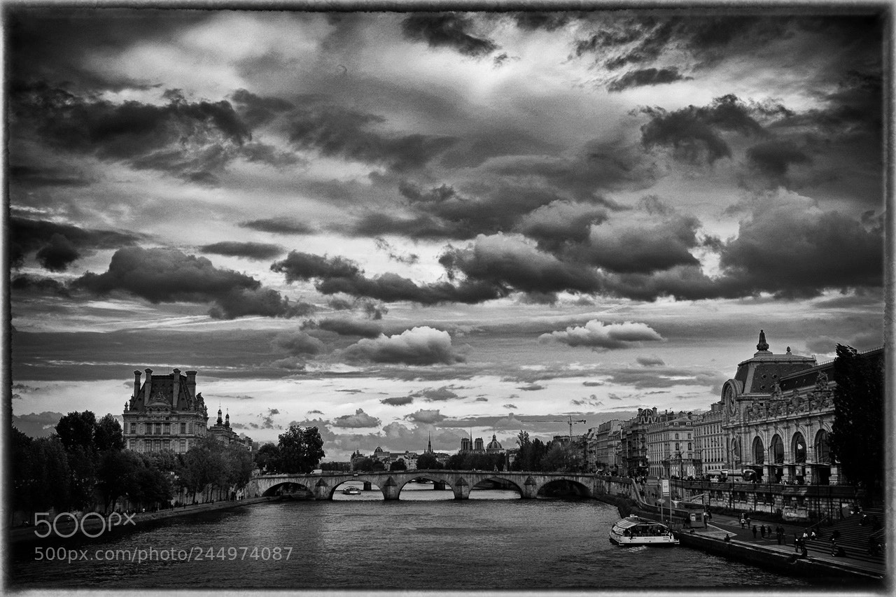 Canon EOS 100D (EOS Rebel SL1 / EOS Kiss X7) sample photo. Paris photography