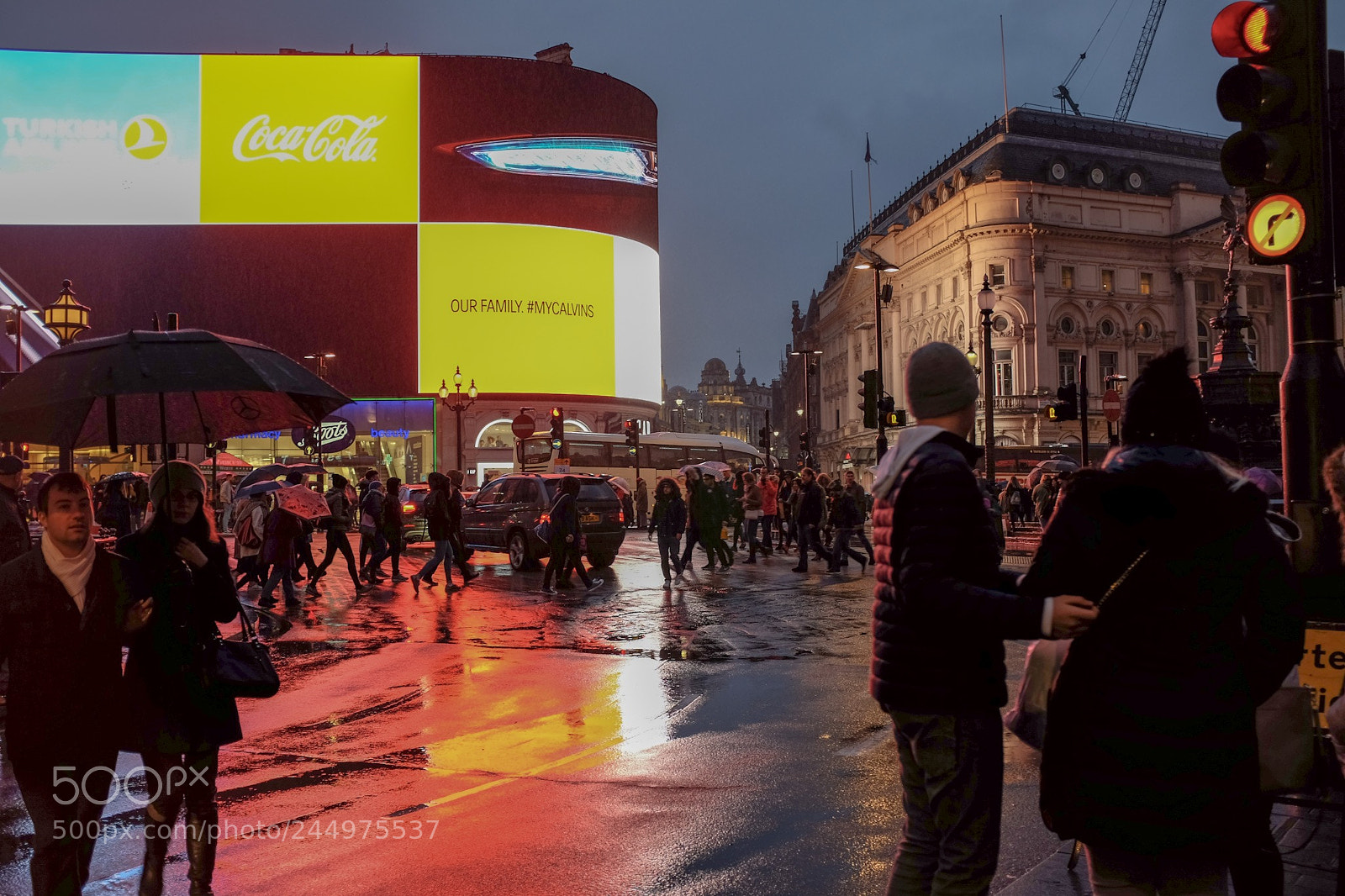 Fujifilm X100S sample photo. The streets run red photography