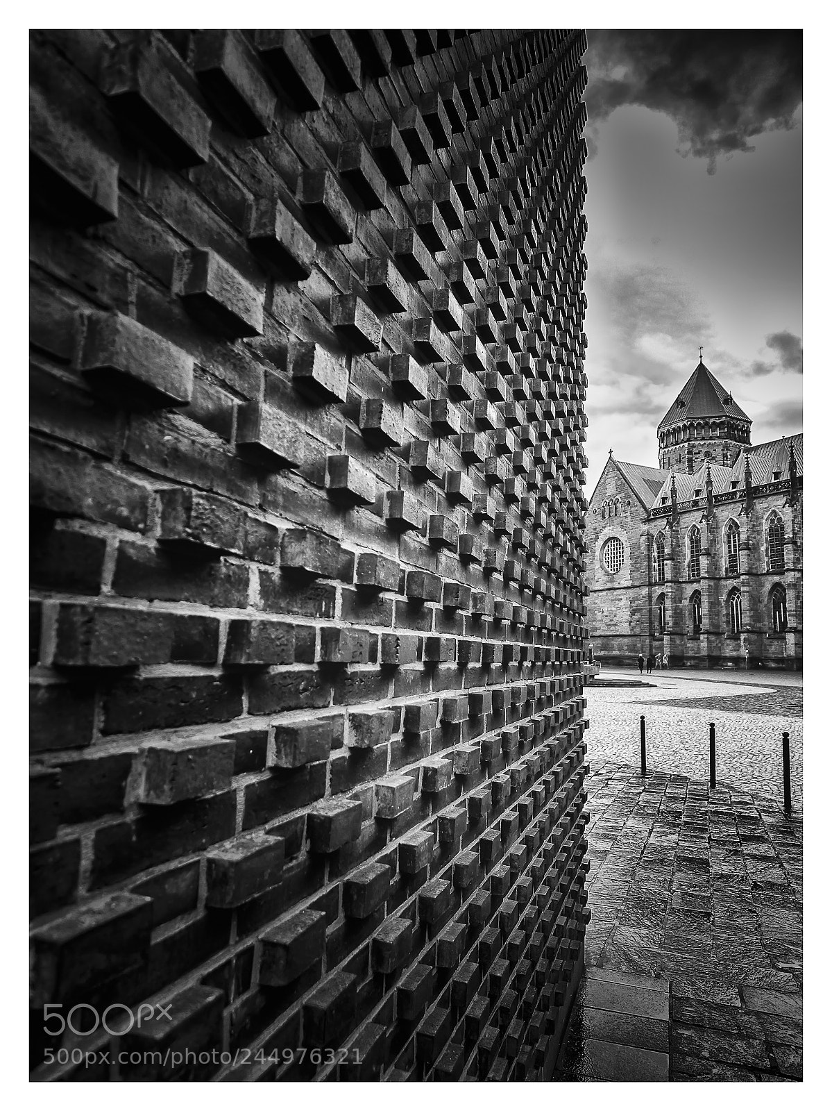Olympus OM-D E-M1 Mark II sample photo. View from bremer landesbank photography
