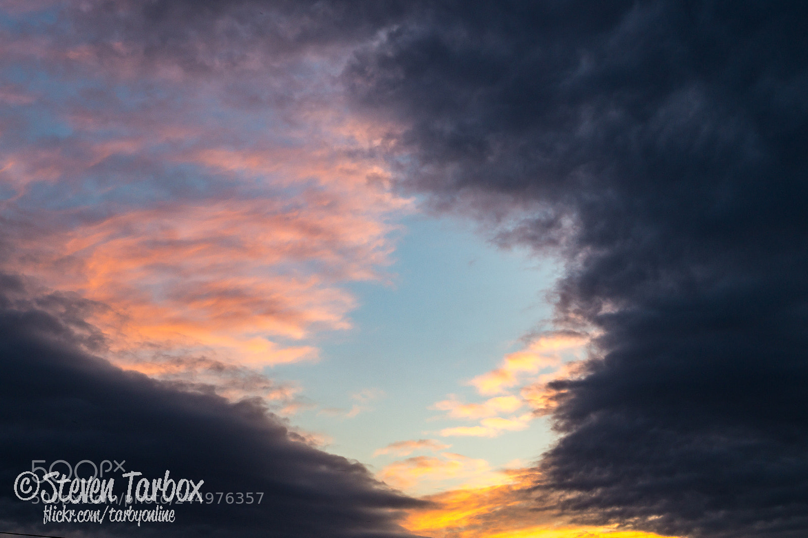 Sony SLT-A58 sample photo. Just some clouds i photography