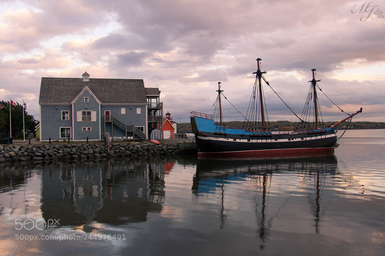 Canon EOS 700D (EOS Rebel T5i / EOS Kiss X7i) sample photo. Ship hector photography