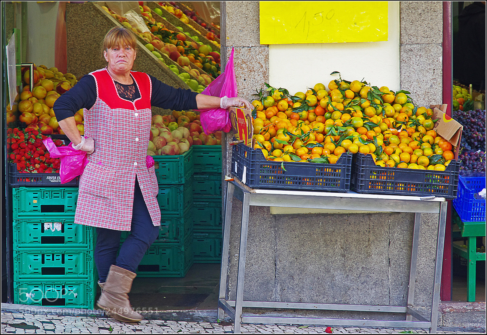 Pentax K-5 sample photo. Streetlife portugal photography