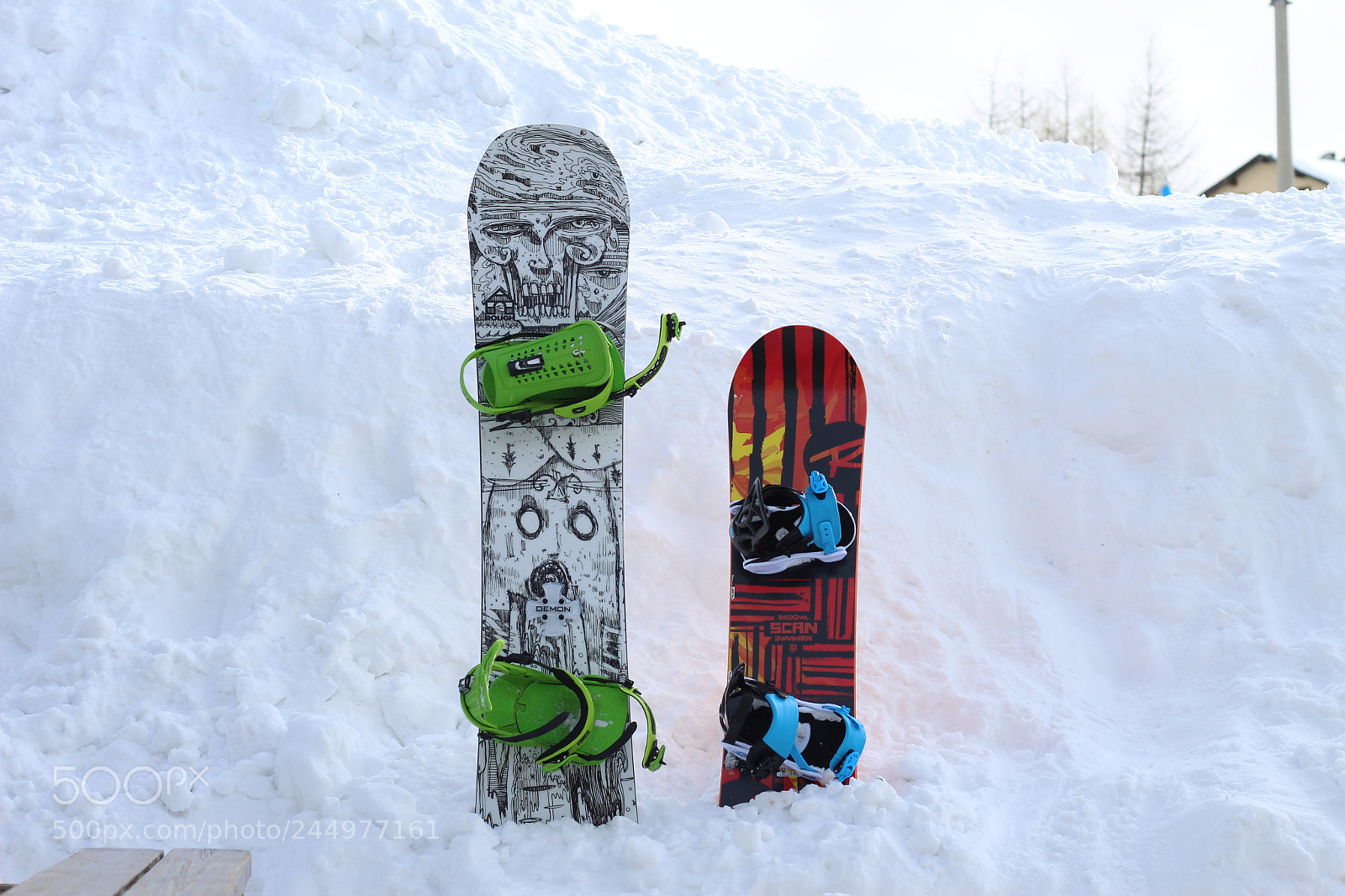 Canon EOS 1300D (EOS Rebel T6 / EOS Kiss X80) + Canon EF 50mm F1.8 STM sample photo. Snowboard photography