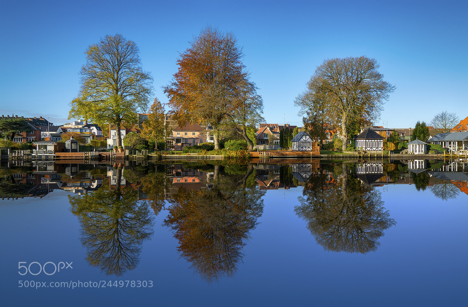 Sony a7R II sample photo. Reflection photography