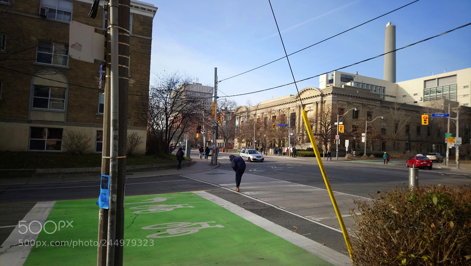 Sony Xperia XA1 Ultra sample photo. College street photography