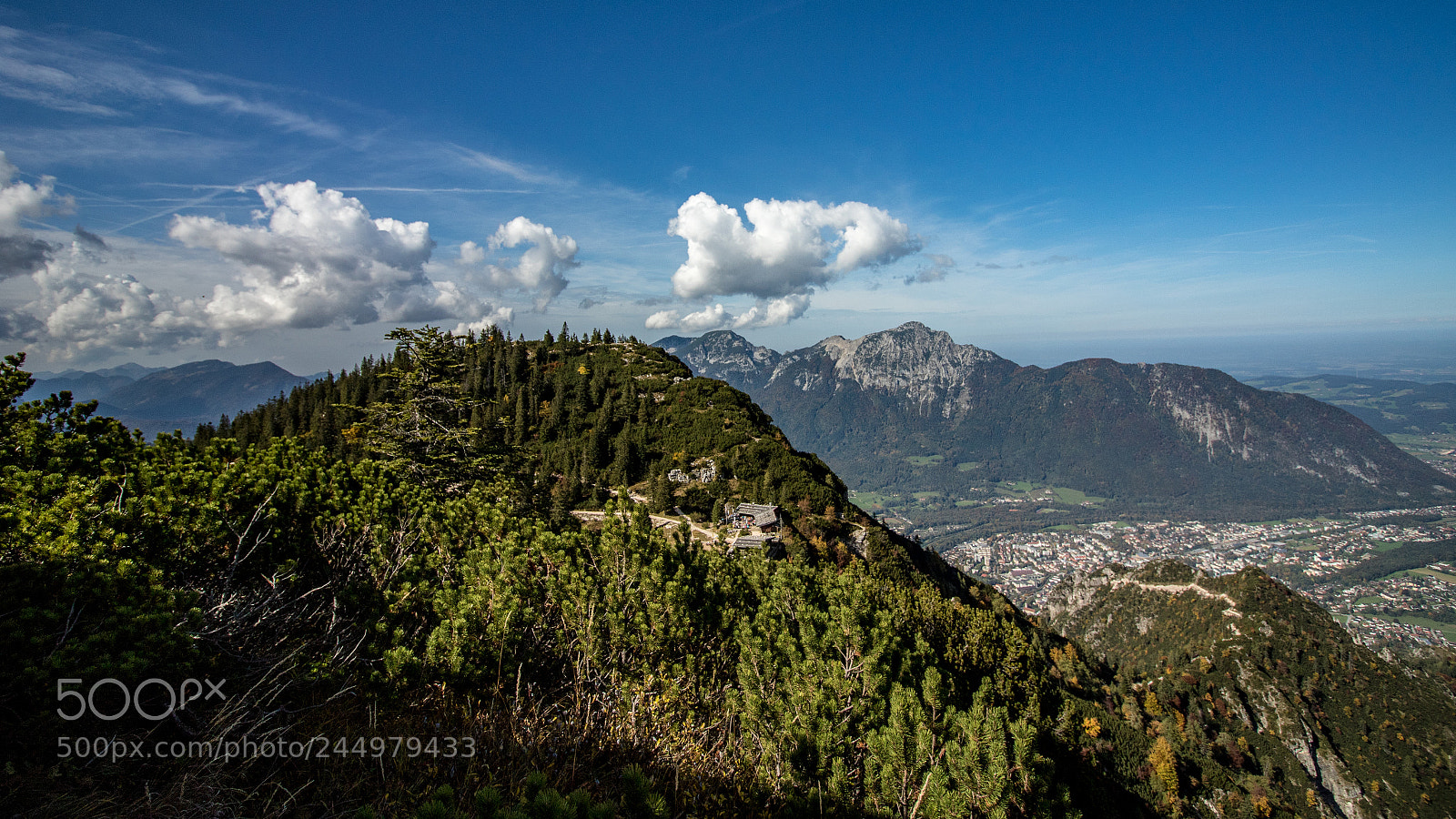 Canon EOS 7D Mark II sample photo. From the top photography