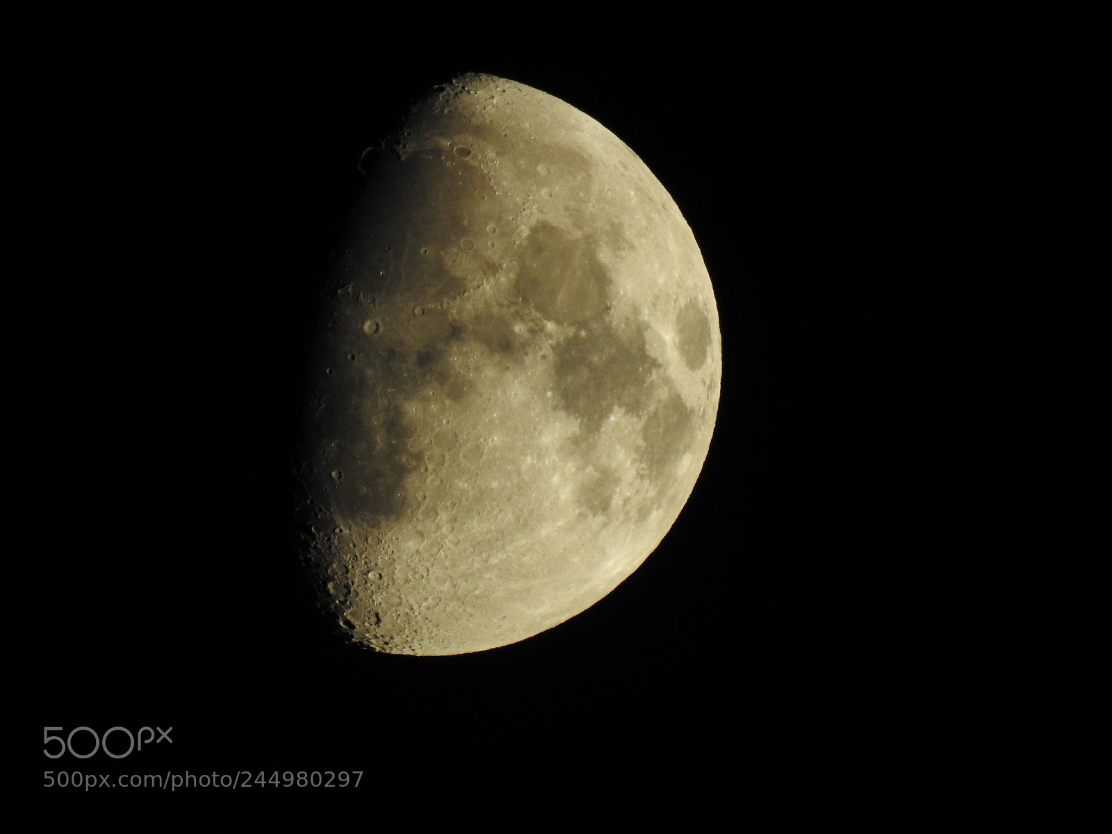 Nikon Coolpix P900 sample photo. Moon photography