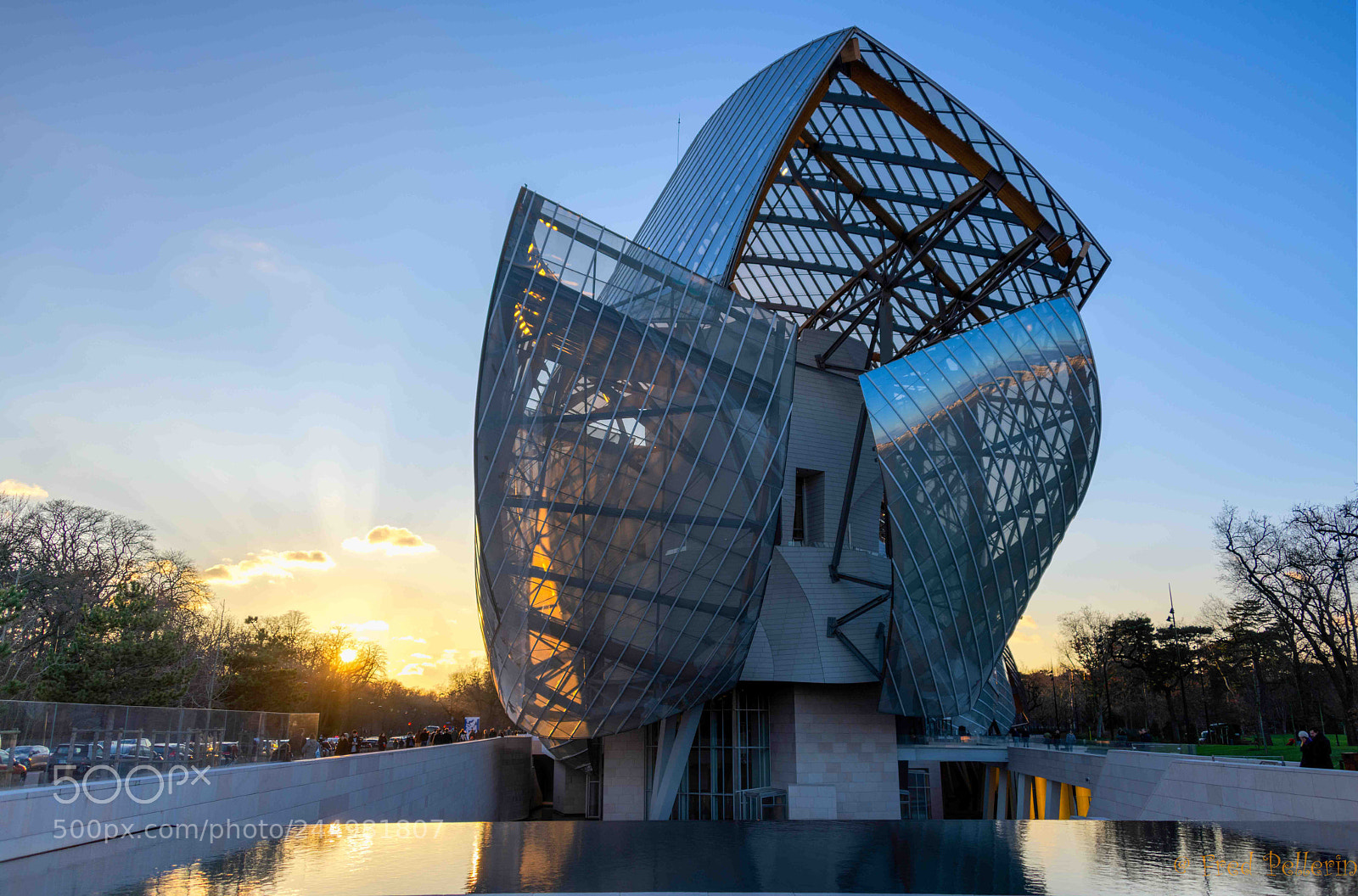 Nikon D850 sample photo. Fondation louis vuitton photography