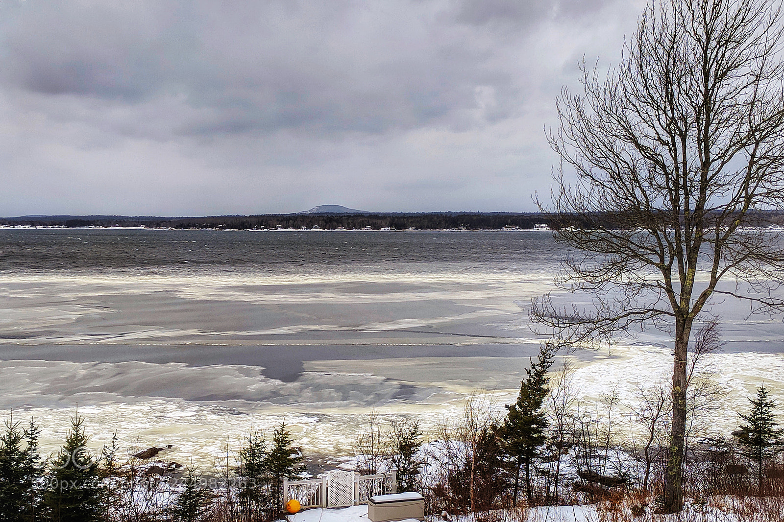 Google Pixel XL sample photo. Frozen bay photography