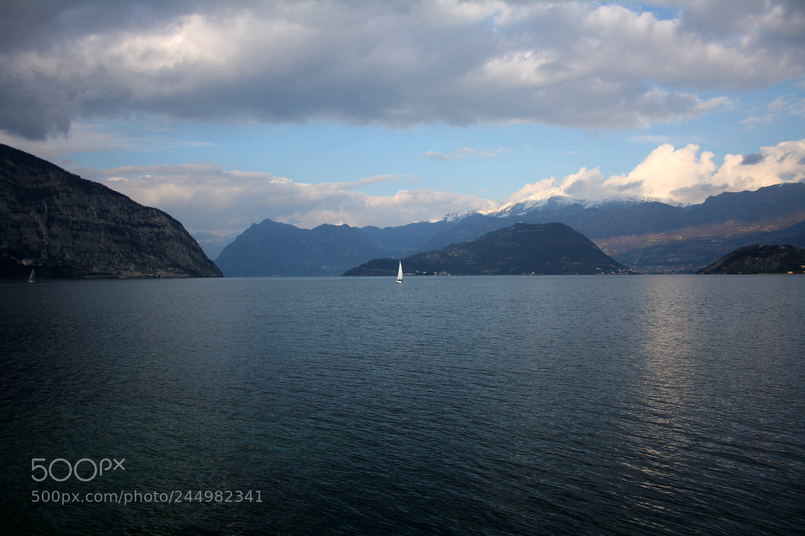 Canon EOS 1000D (EOS Digital Rebel XS / EOS Kiss F) sample photo. Lago d'iseo photography