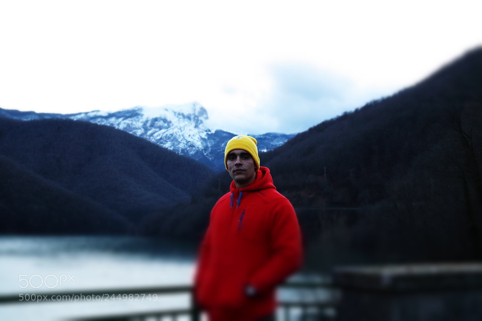 Canon EOS 200D (EOS Rebel SL2 / EOS Kiss X9) sample photo. Lago di vagli photography