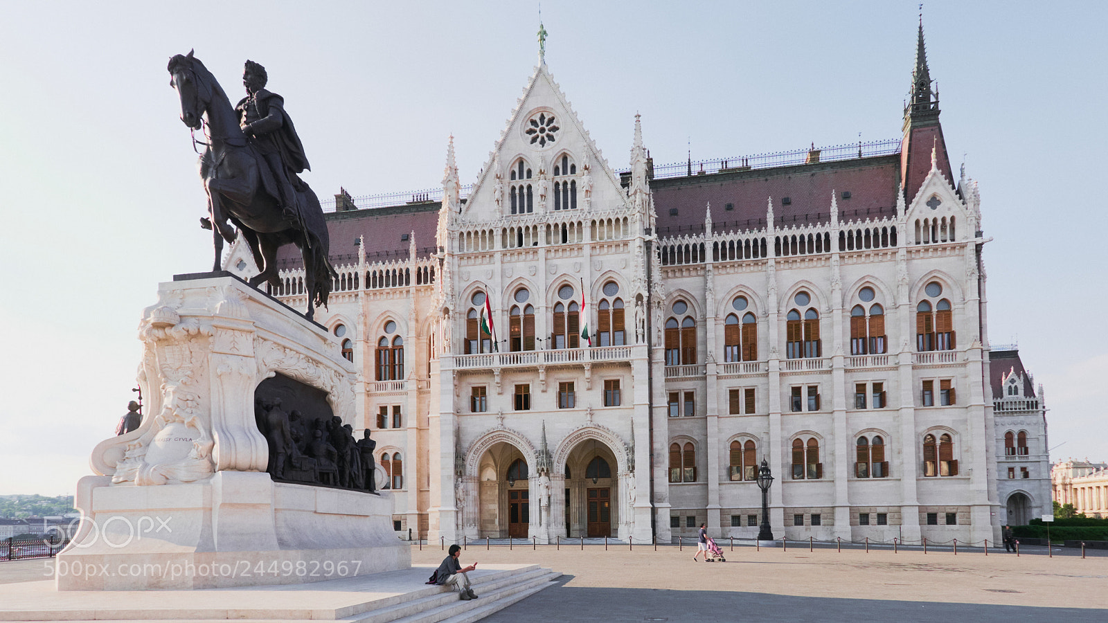 Leica D-Lux (Typ 109) sample photo. Budapest parliament photography