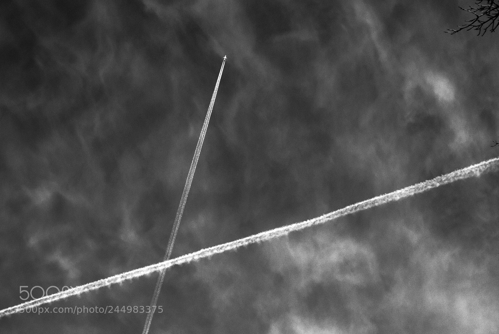Nikon D80 sample photo. Contrails photography