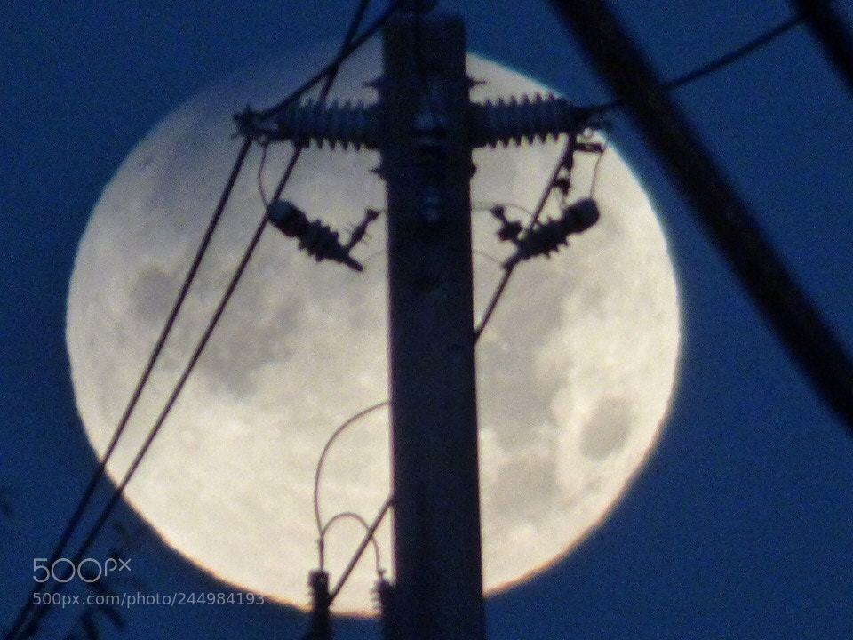 Panasonic Lumix DMC-FZ70 sample photo. Super moon photography