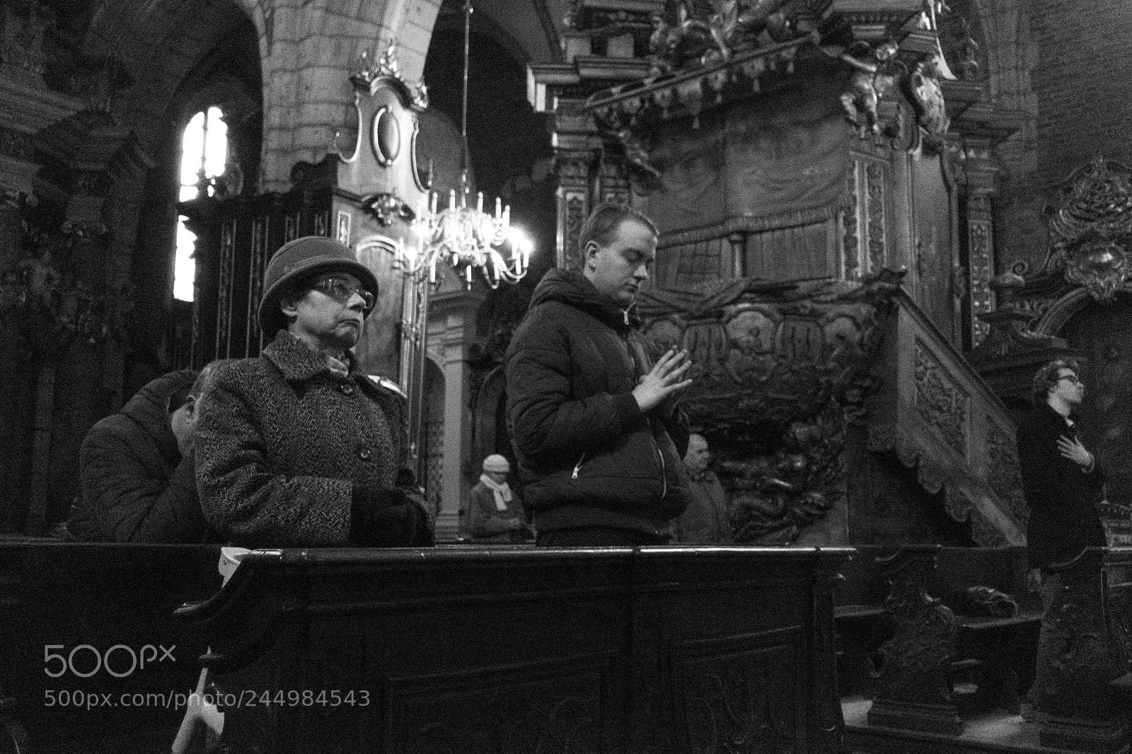 Sony Cyber-shot DSC-RX100 III sample photo. People in krakow photography