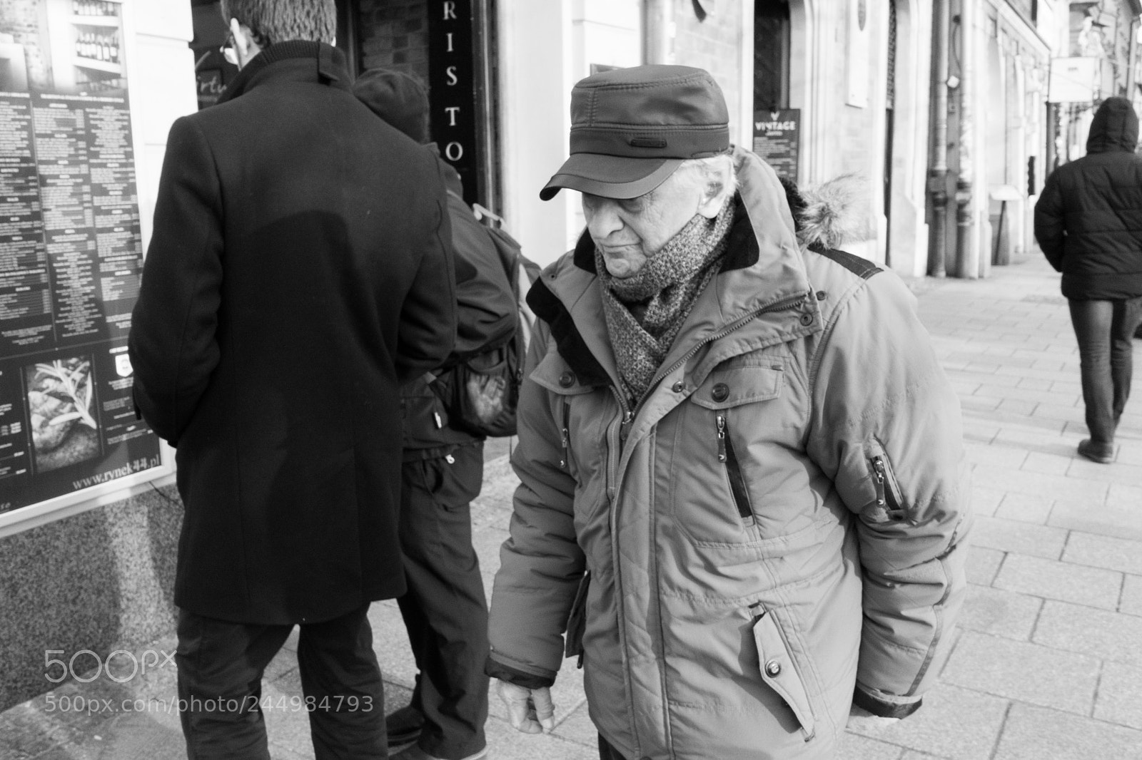 Sony Cyber-shot DSC-RX100 III sample photo. People in krakow photography